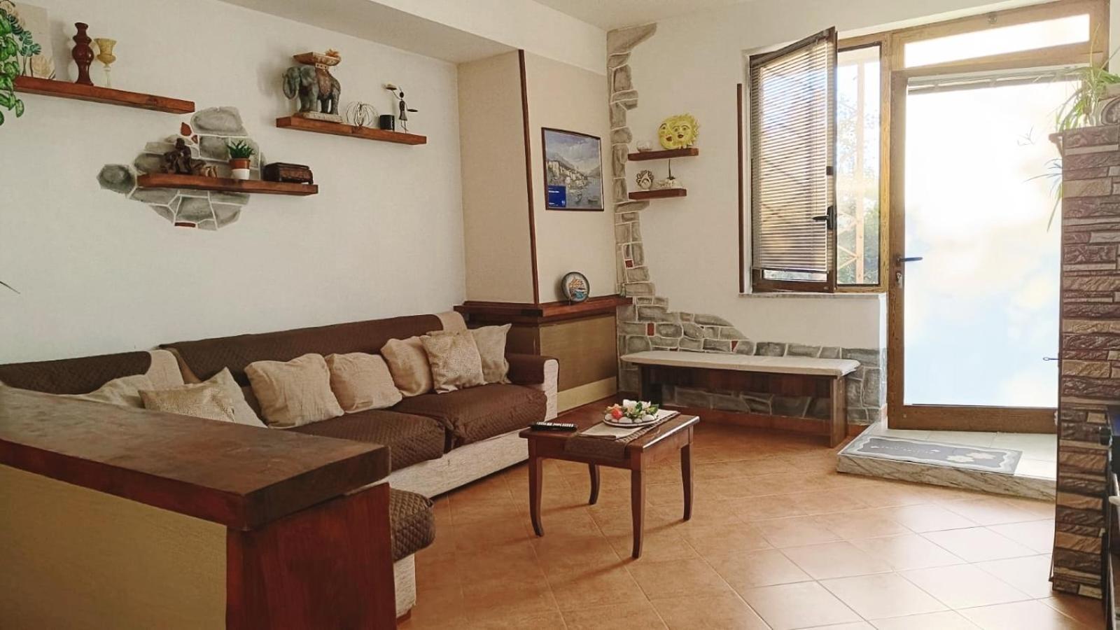 Ruggiero "Casa Vacanze" Vallo della Lucania Extérieur photo